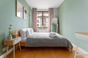 oompH Mint Harmony & Vibrant Accents